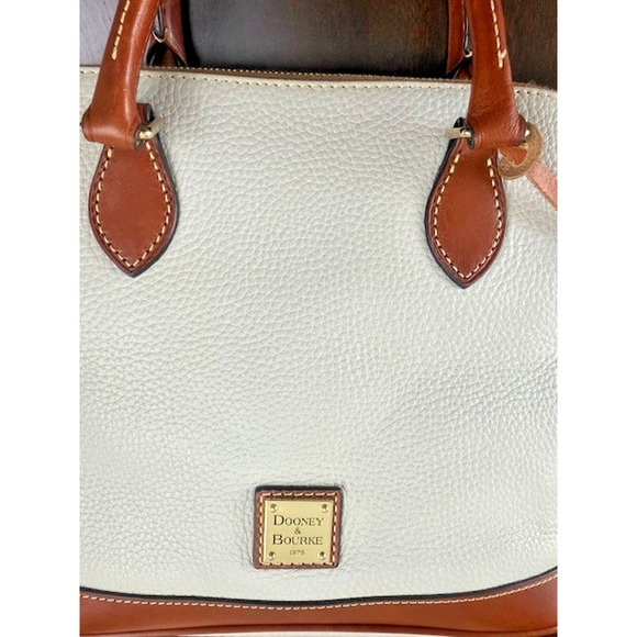 Dooney Bourke Pebbled leather Zip Satchel Bone Oyster? Off White Tag Handbag - Picture 2 of 11